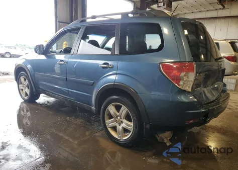 2010 Subaru Forester 2.5X Premium из США, поврежденный, VIN JF2SH6CC1AH775616
